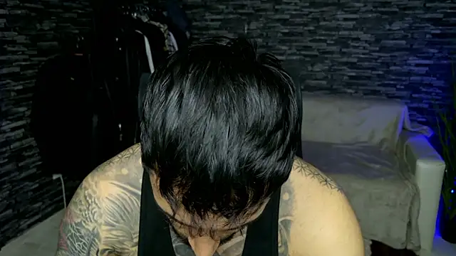 Snapshot of MasculineGuy99 chatting on May 14, 2026, 6:47 pm MasculineGuy99 online show from May 14, 2026, 6:47 pm