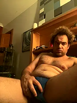 GymBoy83 online show from November 15, 2025, 9:11 pm