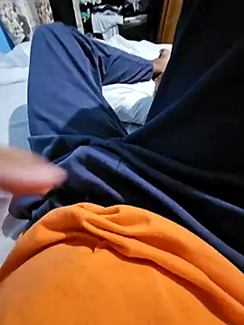 flakito1530 online show from October 8, 2025, 5:27 am