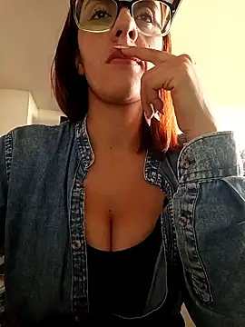 Jade 1-9 online show from December 16, 2025, 5:40 pm