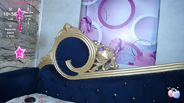 kimberly candy online show from October 31, 2025, 7:37 pm