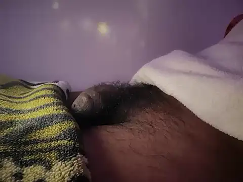 Snapshot of Devils_dad chatting on December 14, 2025, 11:09 pm Devils dad online show from December 14, 2025, 11:09 pm