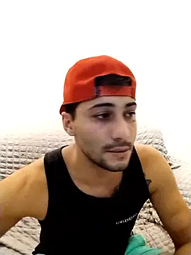 Snapshot of gooddboy01 chatting on October 2, 2025, 6:37 pm gooddboy01 online show from October 2, 2025, 6:37 pm