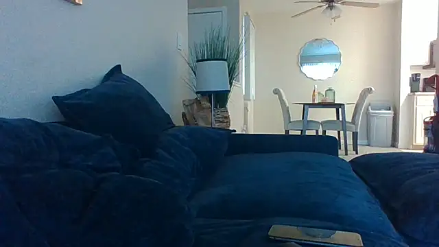 BellaRozay  online show from November 30, 2025, 9:41 pm