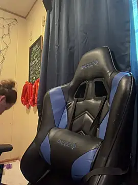 allnaturalmermaid online show from March 6, 2026, 4:25 pm