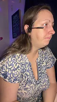 allnaturalmermaid online show from April 11, 2026, 2:05 am