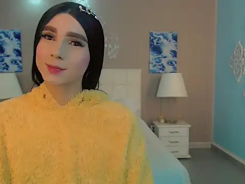 Luna LaFontaine online show from October 24, 2025, 11:39 am