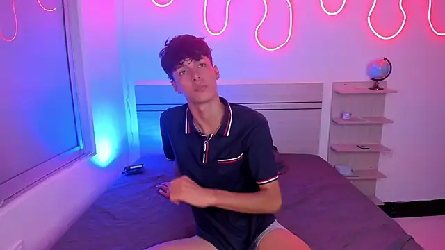 luccas ferreira online show from November 15, 2025, 7:10 pm