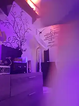 danielneal84 online show from February 24, 2026, 12:41 am