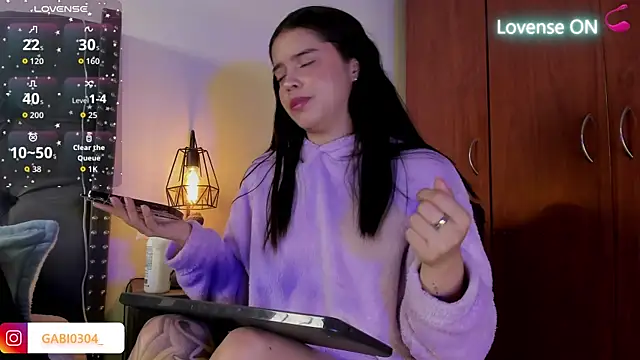 Snapshot of gabriiieela_ chatting on October 23, 2025, 9:13 pm gabriiieela online show from October 23, 2025, 9:13 pm