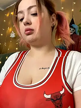 Snapshot of KellyMoors chatting on October 26, 2025, 1:22 am KellyMoors online show from October 26, 2025, 1:22 am