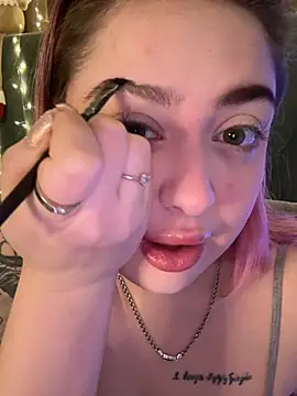 KellyMoors online show from February 6, 2026, 1:32 am