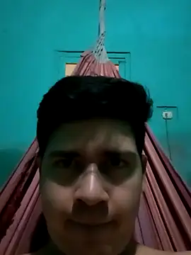 Snapshot of Travieso_loco9 chatting on October 15, 2025, 8:42 pm Travieso loco9 online show from October 15, 2025, 8:42 pm