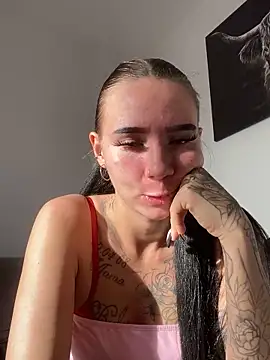 Snapshot of YoungZoexx chatting on November 11, 2025, 9:42 am YoungZoexx online show from November 11, 2025, 9:42 am