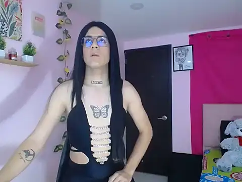 Snapshot of verodivinequeen_ chatting on October 9, 2025, 9:57 pm verodivinequeen online show from October 9, 2025, 9:57 pm