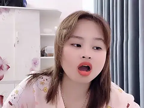 Snapshot of Mun039 chatting on October 18, 2025, 7:25 pm Mun039 online show from October 18, 2025, 7:25 pm