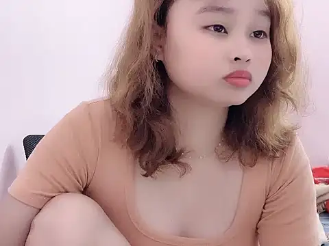 Snapshot of Mun039 chatting on November 3, 2025, 6:42 pm Mun039 online show from November 3, 2025, 6:42 pm