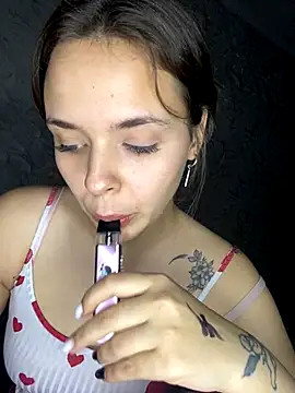 Snapshot of Lipsihot chatting on November 6, 2025, 10:21 pm Lipsihot online show from November 6, 2025, 10:21 pm