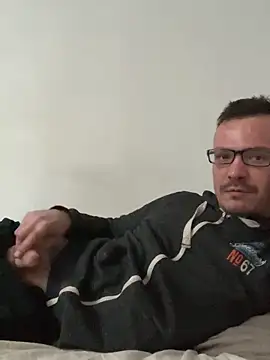 Snapshot of viktor1992-1-1 chatting on March 11, 2026, 4:02 pm viktor1992-1-1 online show from March 11, 2026, 4:02 pm