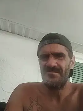 Snapshot of Thatfknguy81 chatting on May 17, 2026, 4:47 pm Thatfknguy81 online show from May 17, 2026, 4:47 pm
