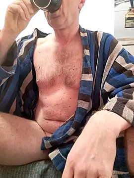 Vintermelon2 online show from February 18, 2026, 7:59 am