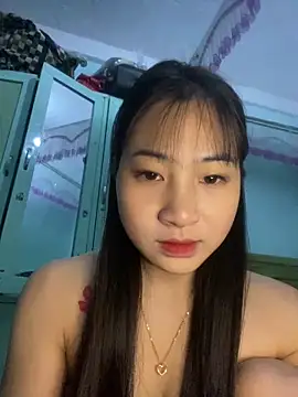 banlinh004 online show from February 1, 2026, 4:33 am