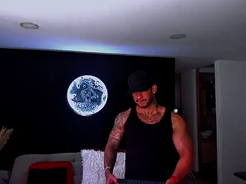 Dammianmiller online show from June 30, 2026, 6:20 pm