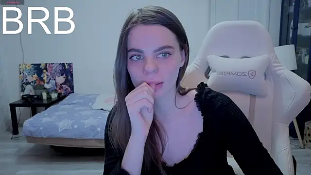 xAlisontiny online show from February 20, 2026, 9:48 pm