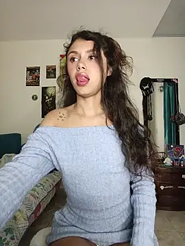 caramel doll   online show from November 26, 2025, 11:50 pm