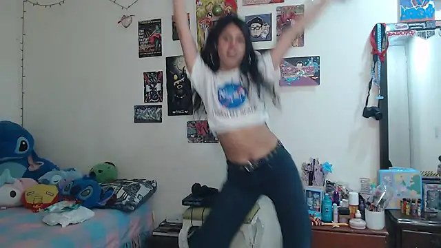 caramel doll   online show from February 6, 2026, 12:48 am