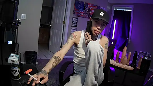 Snapshot of Michigan9000 chatting on October 27, 2025, 8:57 pm Michigan9000 online show from October 27, 2025, 8:57 pm