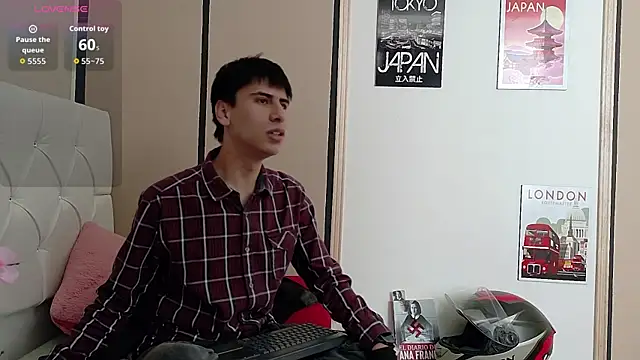 Troy boy19 online show from October 20, 2025, 8:53 pm