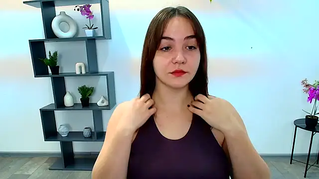 OliviaMontgommery online show from November 3, 2025, 6:14 am