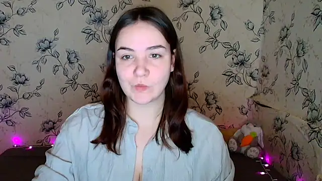 OliviaMontgommery online show from March 24, 2026, 12:43 pm