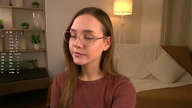 Snapshot of SweetSaraPie chatting on January 6, 2026, 5:49 pm SweetSaraPie online show from January 6, 2026, 5:49 pm