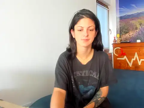 Snapshot of anissawhitenss chatting on October 21, 2025, 7:53 am anissawhitenss online show from October 21, 2025, 7:53 am