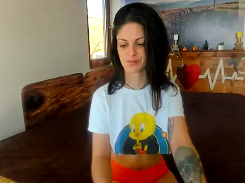 Snapshot of anissawhitenss chatting on November 2, 2025, 9:44 am anissawhitenss online show from November 2, 2025, 9:44 am