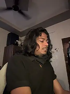 Ujjwallkumar0069 online show from April 7, 2026, 5:08 am