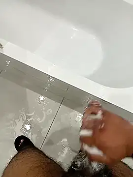 Snapshot of Dickzilla_69 chatting on October 28, 2025, 7:49 pm Dickzilla 69 online show from October 28, 2025, 7:49 pm