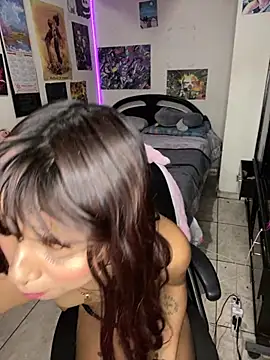 Snapshot of Freyaa_sama chatting on October 10, 2025, 12:20 am Freyaa sama online show from October 10, 2025, 12:20 am