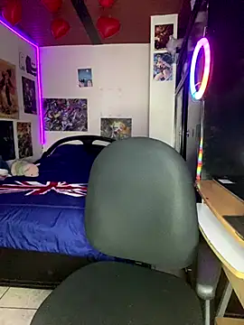 Snapshot of Freyaa_sama chatting on November 11, 2025, 12:43 am Freyaa sama online show from November 11, 2025, 12:43 am