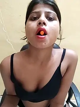 Saniya Doll online show from June 19, 2026, 9:29 pm