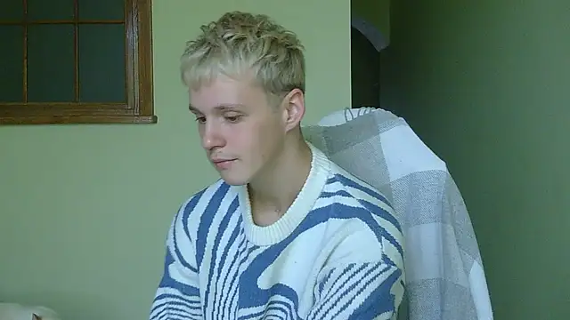 Snapshot of _Timmy_Boy_ chatting on October 27, 2025, 8:18 am Timmy Boy online show from October 27, 2025, 8:18 am