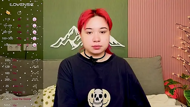 Snapshot of Klee_Love chatting on October 20, 2025, 4:13 am Klee Love online show from October 20, 2025, 4:13 am