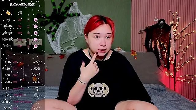 Snapshot of Klee_Love chatting on October 28, 2025, 4:16 am Klee Love online show from October 28, 2025, 4:16 am