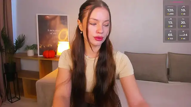 Snapshot of Taylaa_Luxe chatting on October 29, 2025, 7:21 am Taylaa Luxe online show from October 29, 2025, 7:21 am