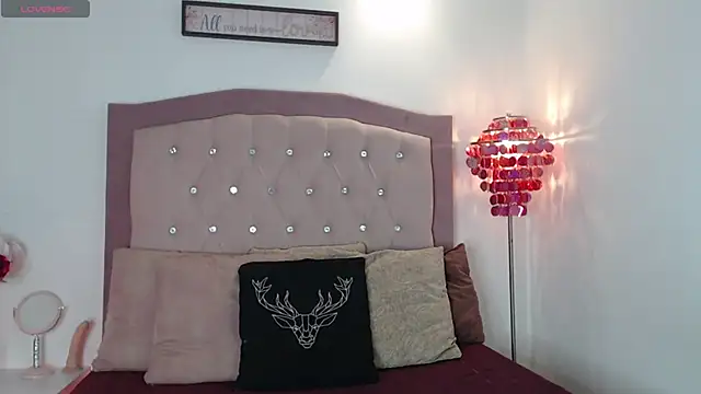 Snapshot of LextterAzak chatting on November 10, 2025, 12:48 pm LextterAzak online show from November 10, 2025, 12:48 pm