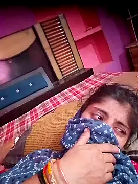 CWEETY-12 online show from October 16, 2025, 5:08 am