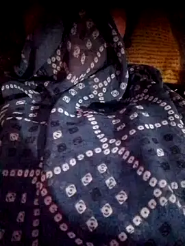 CWEETY-12 online show from October 30, 2025, 9:15 pm