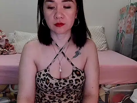 KissHott online show from March 31, 2026, 2:39 pm